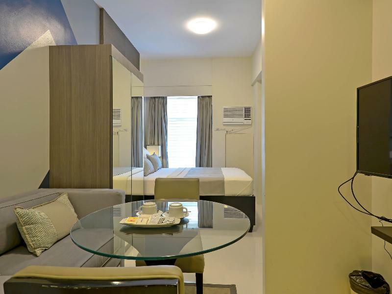 Currency Serviced Suites Pasig City Exterior foto